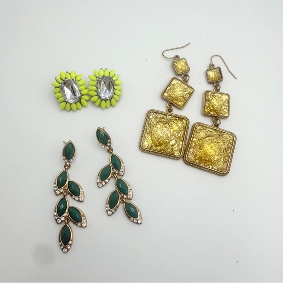 Lot of 3 Pairs Statement Earrings Vintage, Modern Dangle, Drop, and Stud Styles - Picture 3 of 8